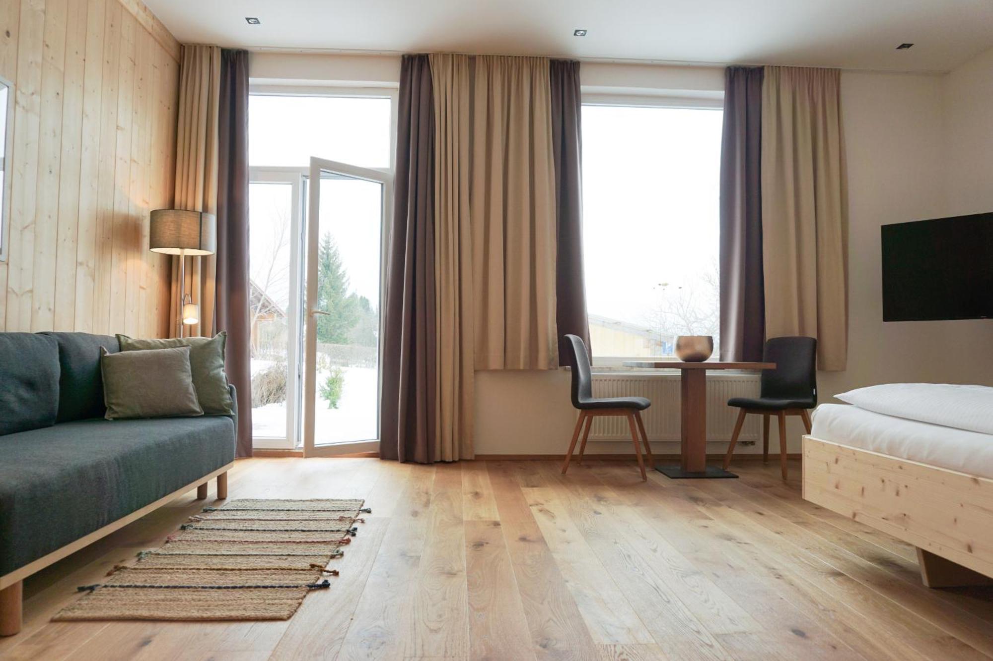 Wildsteig Landhotel Und Gasthof Kirchberger חדר תמונה