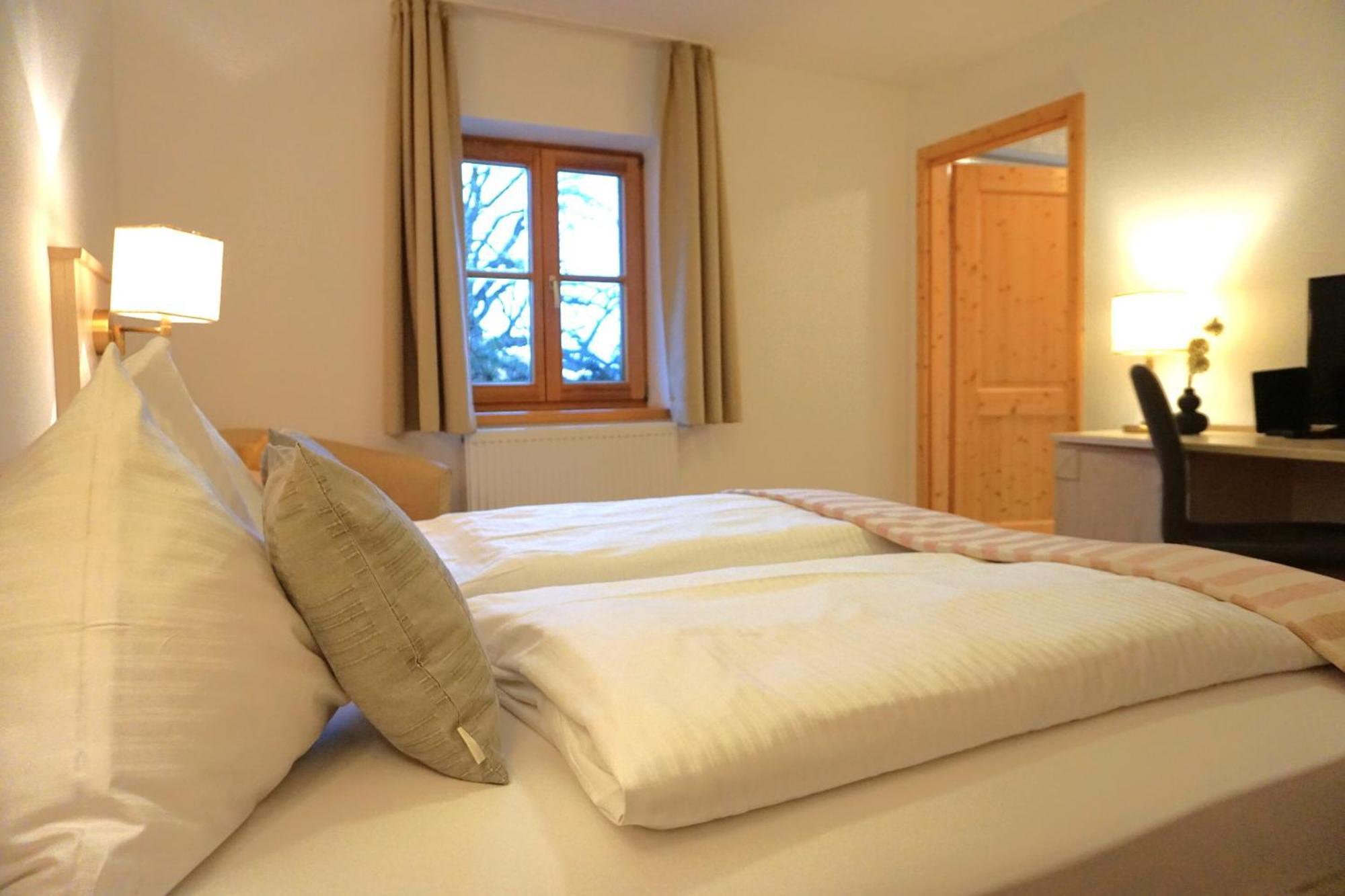 Wildsteig Landhotel Und Gasthof Kirchberger מראה חיצוני תמונה